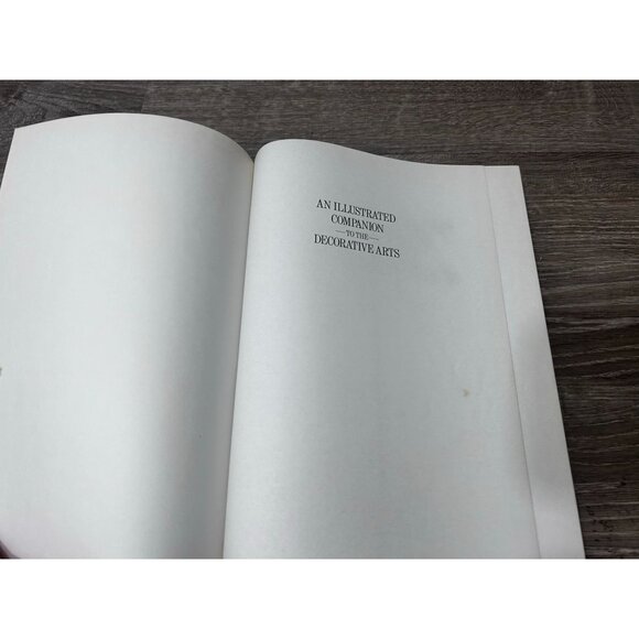 An Illustrated Companion to the Decorative Arts Edited By Harold Osborne Hardcov - Picture 3 of 6